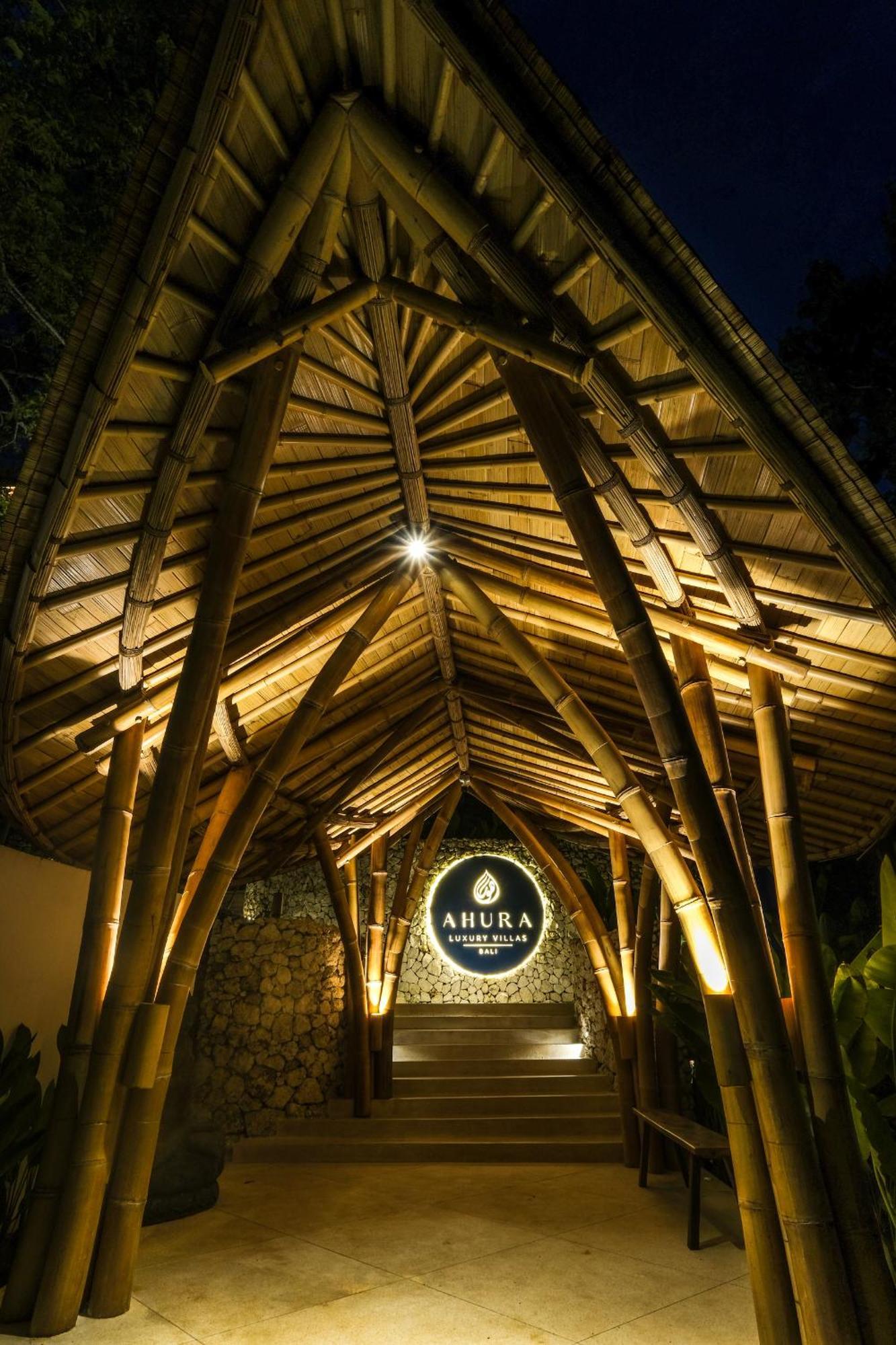 Ahura Luxury Villas Ocean View Bingin, Uluwatu Exterior photo
