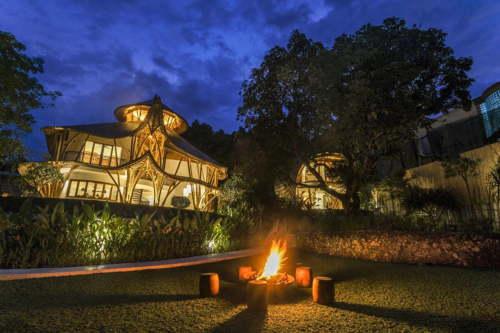 Ahura Luxury Villas Ocean View Bingin, Uluwatu Exterior photo